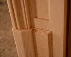 Abschlussprofil der Türzarge unten