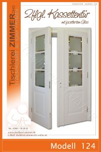 zweiflügelige Kassettentür mit schickem facettiertem Glas