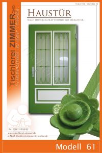 Haustür nach historischem Vorbild mit Ziergitter und farblich abgesetzten Zierleisten - Modell 61