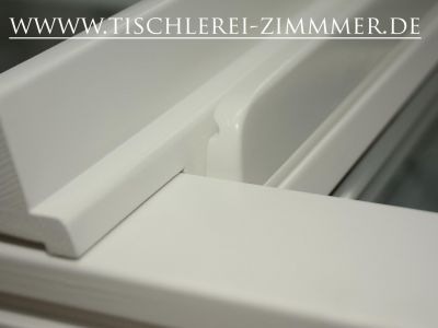 Wetterschenkel am Fensterflügel- Denkmalfenster aus Holz in Weiß