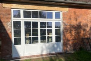 mehrflügelige Terrassentür nach historischem Vorbild