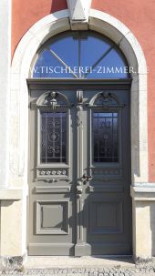 Nachbau einer alten historischen Haustür der Gründerzeit