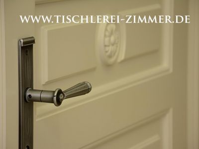 Massivholztür mit Kassetten