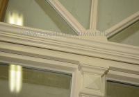 Kreisbogenoberlicht mit Sprossen