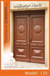 große Haustür nach historischem Original