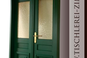Haustür aus Fichte - Außenansicht (grün)