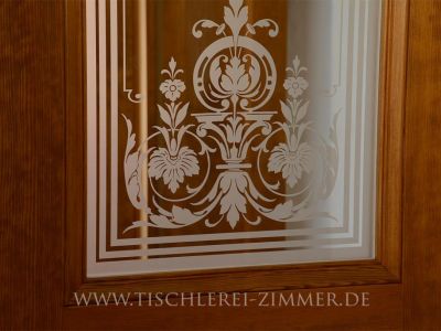 klassisches Ornamenglasmotiv im Landhausstil